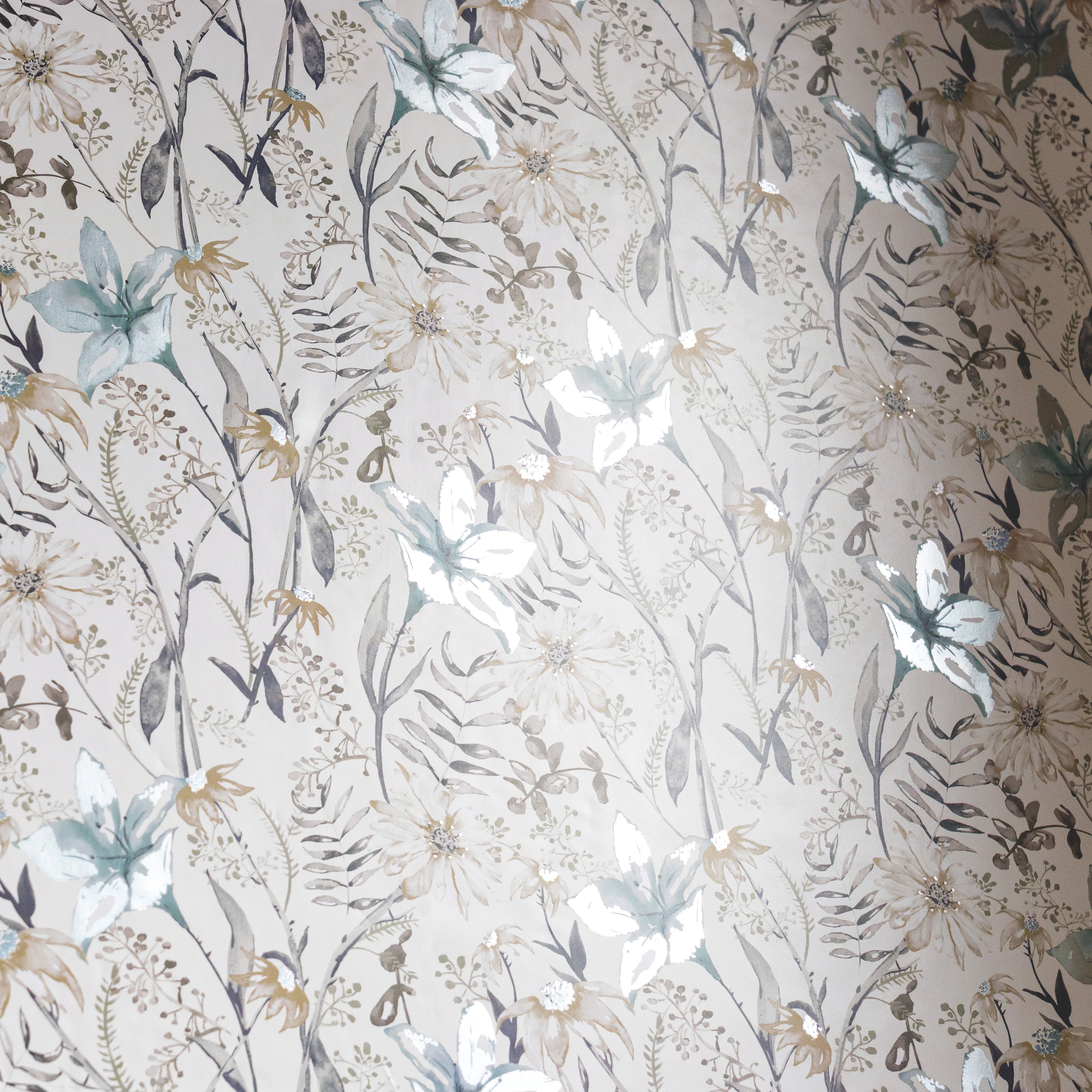 Gardenside Gossip Peel & Stick Vinyl Wallpaper Panel - 8 Pack