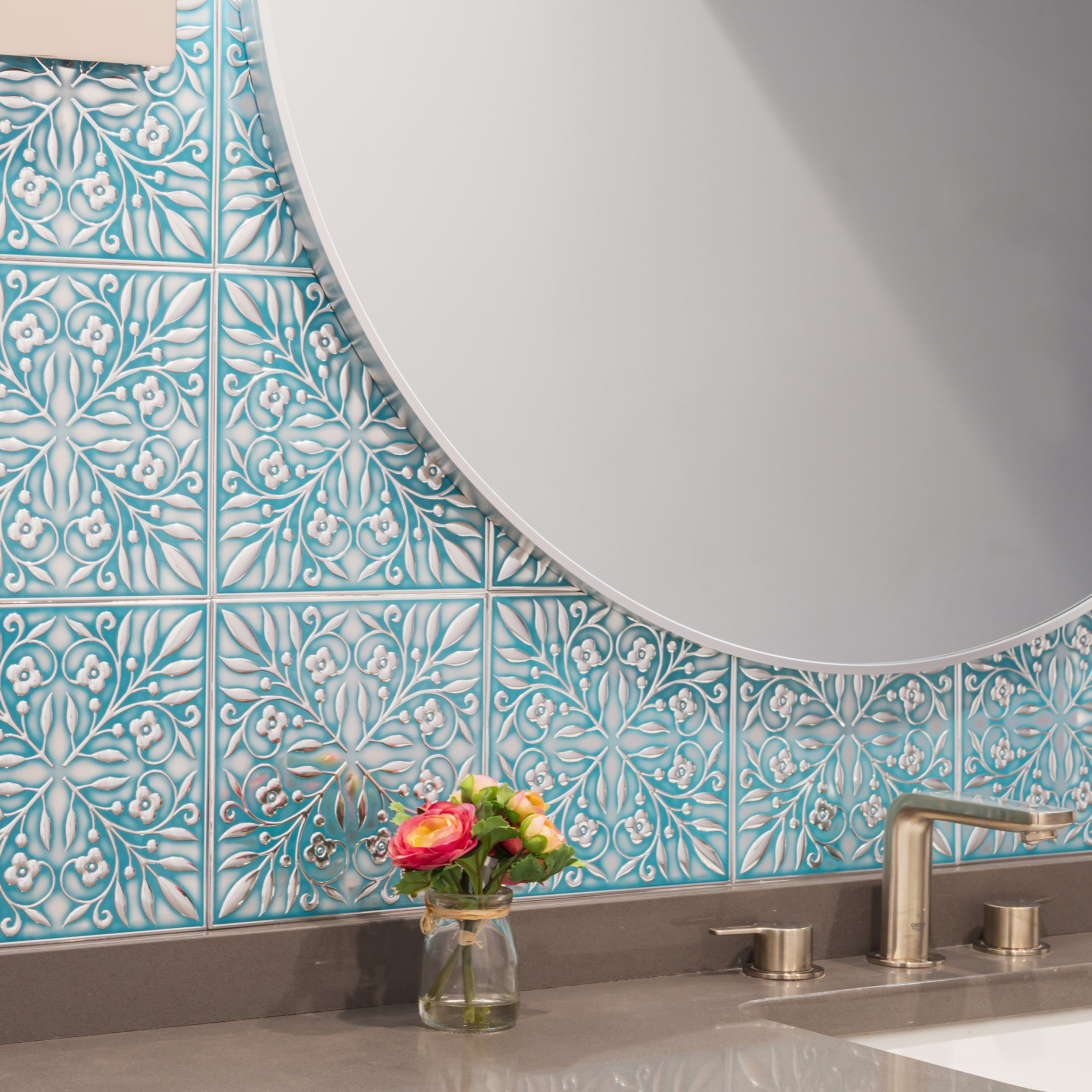 Teal and Silver Leaves Peel and Stick Metal Tiles – 10 Pack