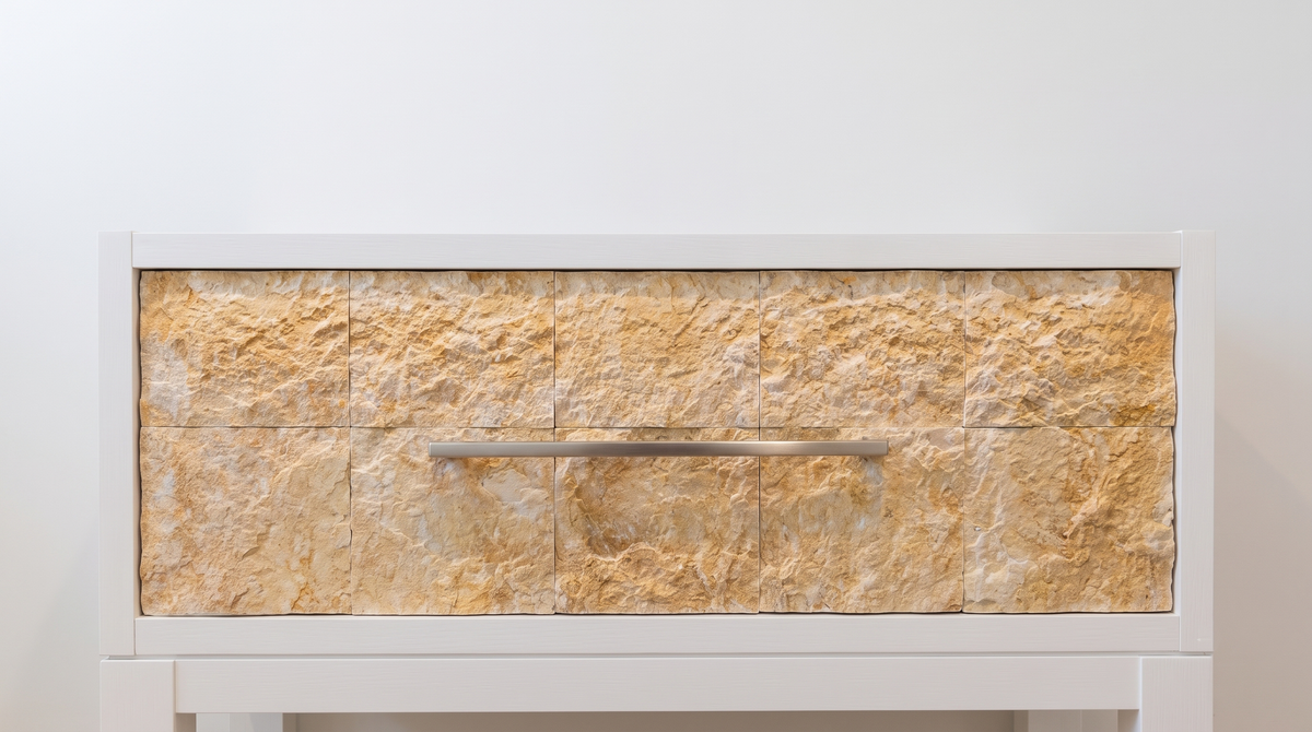 Warm Limestone Peel and Stick Stone Tiles – 8 Pack